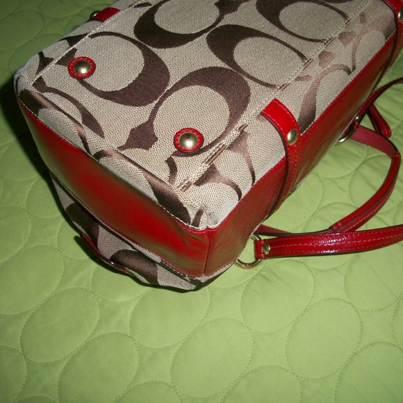 Coach Brown Signature Canvas with Red Patent Leather Bag with Wristlet/Wallet - Picture 11 of 16